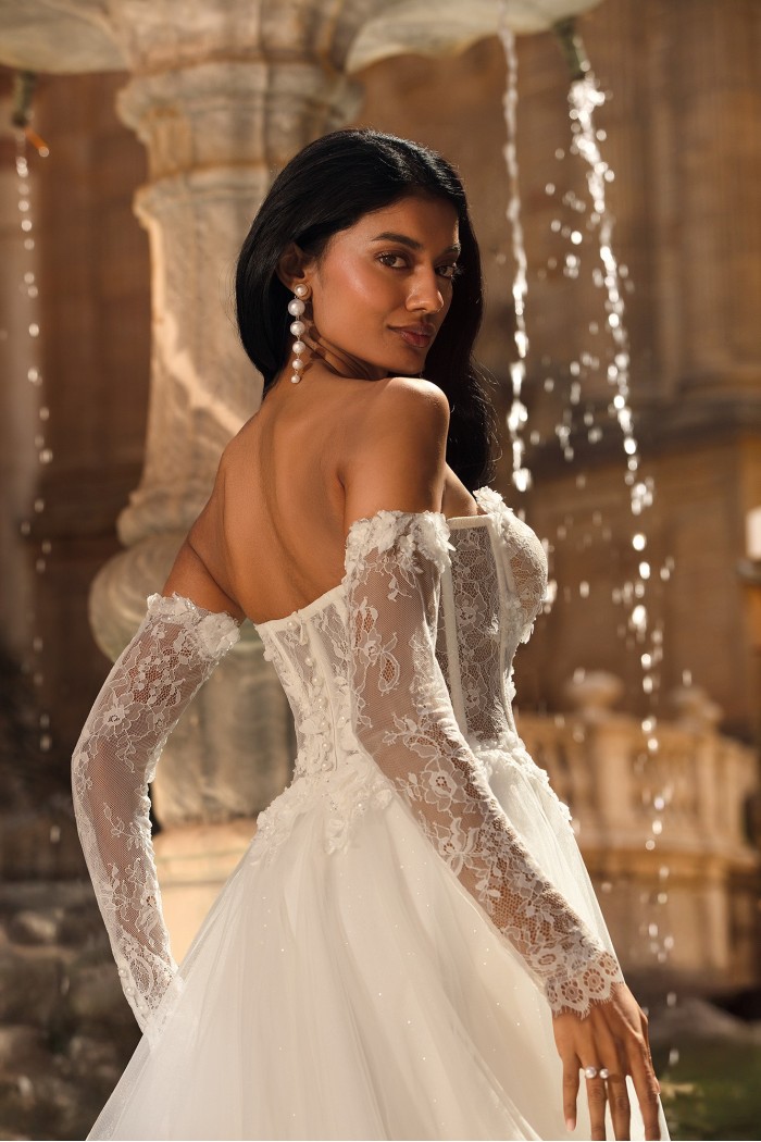 Wedding dress Pandora
